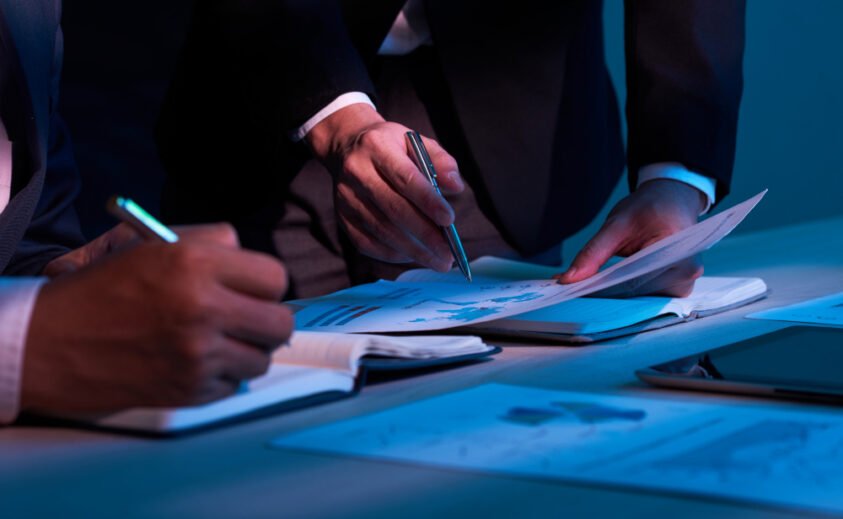 Como separar as finanças pessoais das finanças da empresa sendo MEI Separar as finanças pessoais das finanças da empresa é uma das primeiras e mais importantes lições para quem é MEI