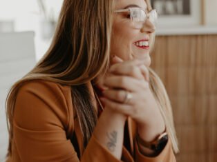 O programa oferece cursos online e gratuitos